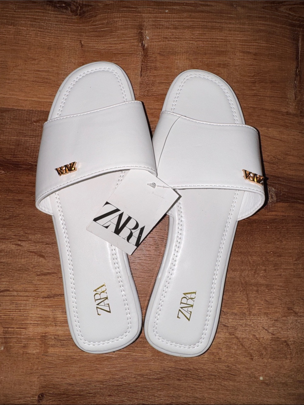 NWT Zara White Leather Single Strap Gold Hardware Slide Sandals